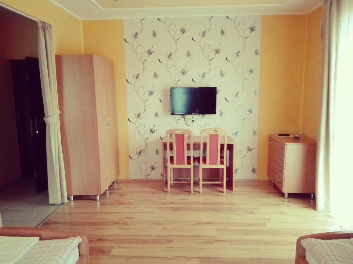 Fonix Apartmanhaz Nagypáli Exterior foto