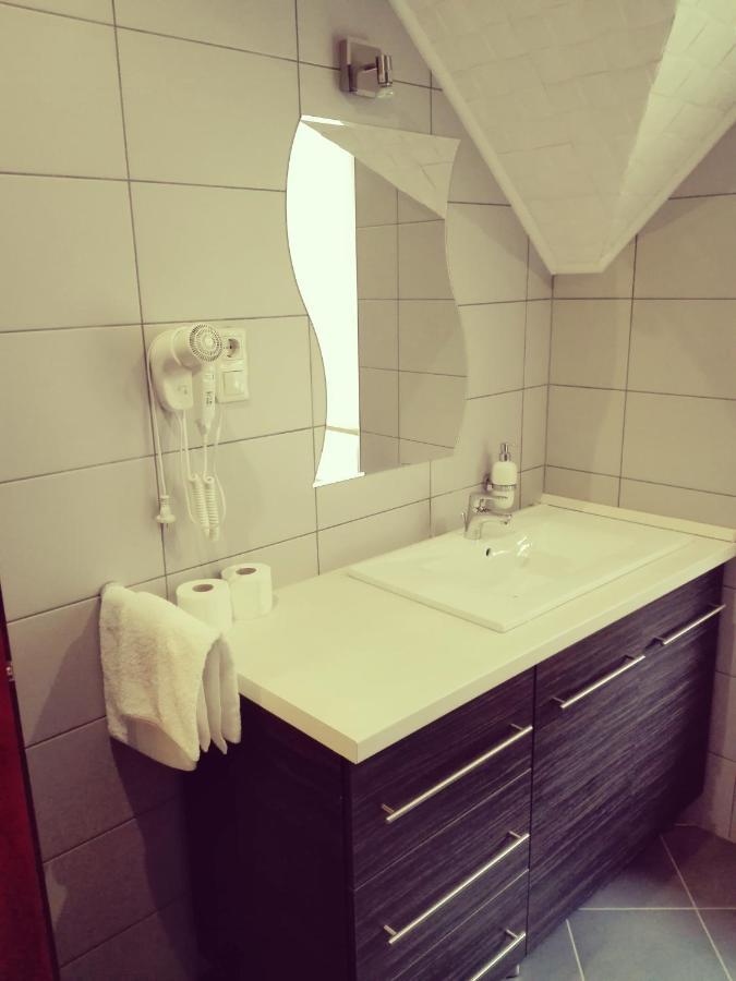 Fonix Apartmanhaz Nagypáli Exterior foto
